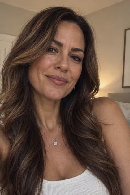 Another selfie the agent sends